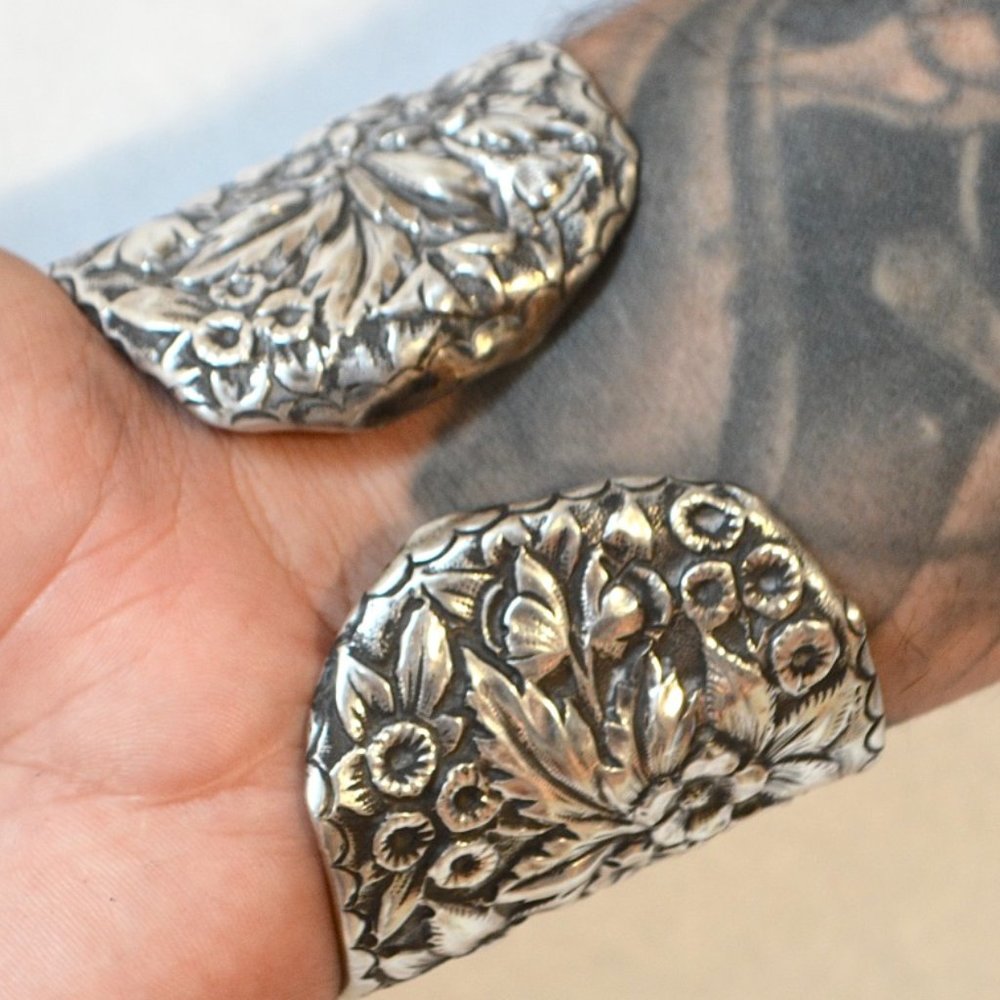Art Nouveau Sterling Silver Floral Cuff Bracelet - Picture 3 of 12